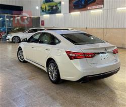 تويوتا أفالون